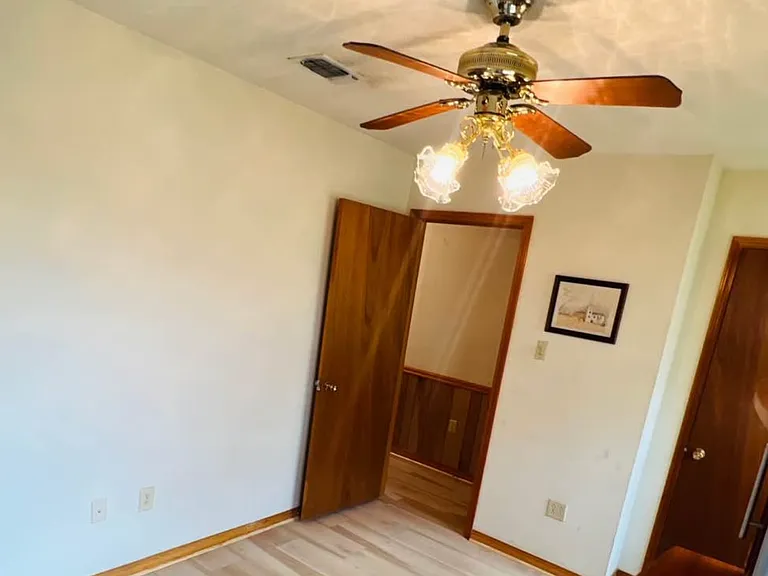 579 Dover Ln #1 — Photo 2