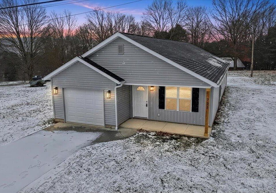 1st image of 723 Pearl Dr