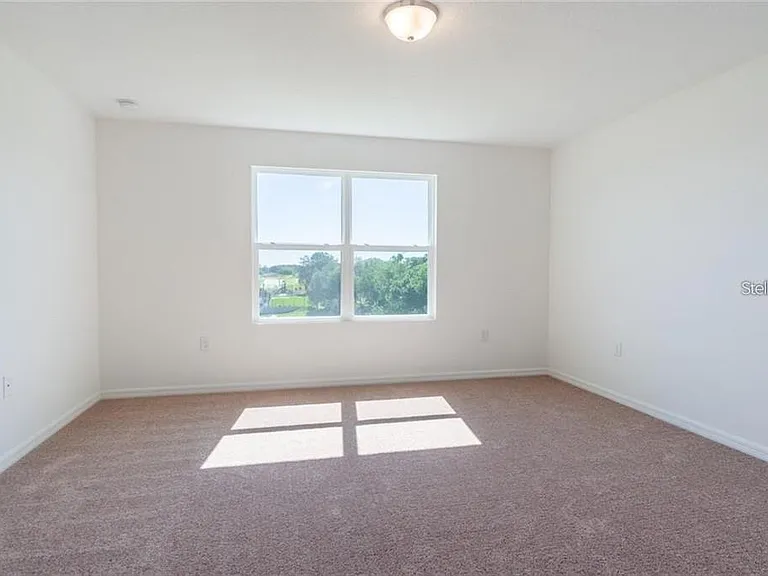 338 Madison Dr — Photo 15