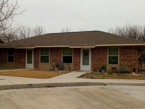 5th image of 111 NW Main St #111