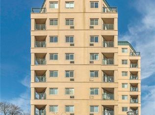 104 North St APT 105, Stamford, CT 06902