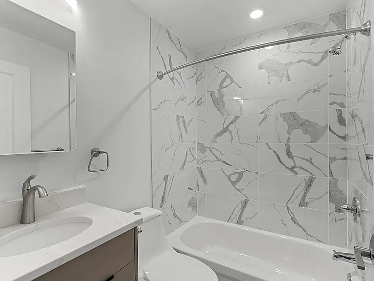 3843 Wallace St — Photo 15