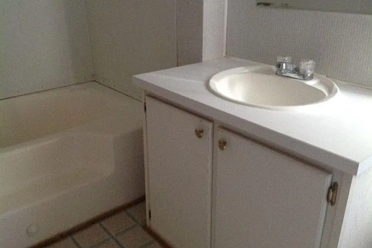502 Wayside Dr #A — Photo 5