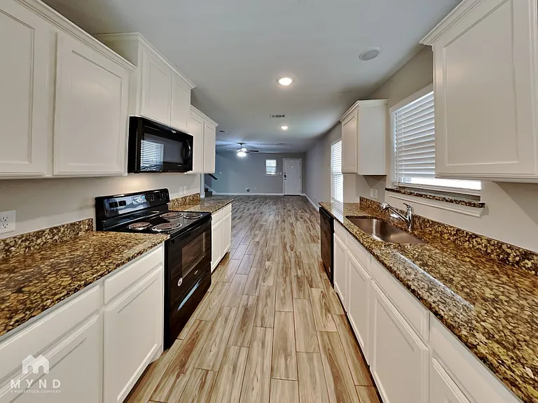709 Rolling Terrace Cir — Photo 8