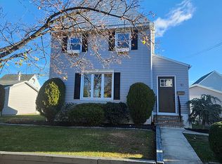 10 Seneca Pl, Forty Fort, PA 18704
