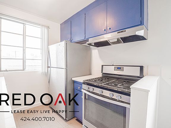 5th image of 1051 N Ogden Dr APT 10