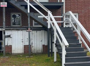 1701-4 Queens Rd, Kinston, NC 28501