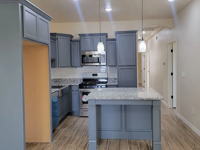 125 Loma Vista Dr — Photo 7
