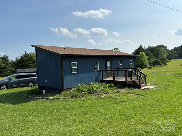 490 County Line Rd, Stony Point, NC 28678