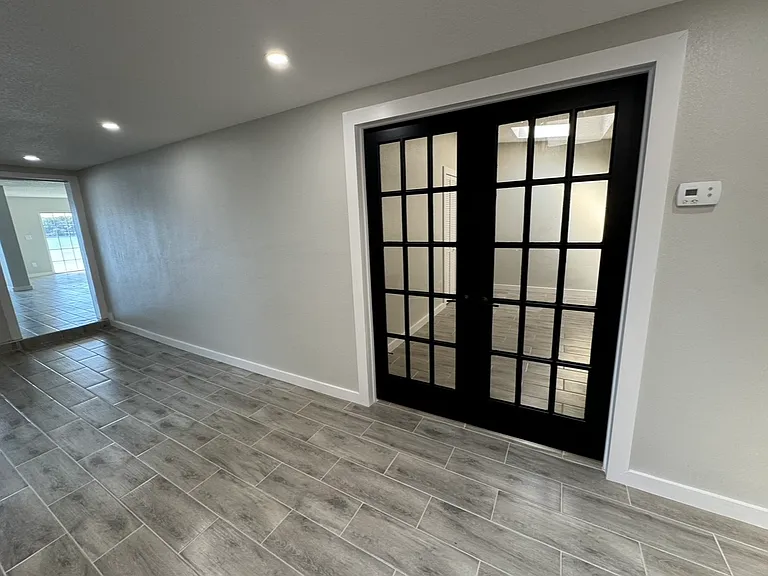 624 Desoto Dr — Photo 21