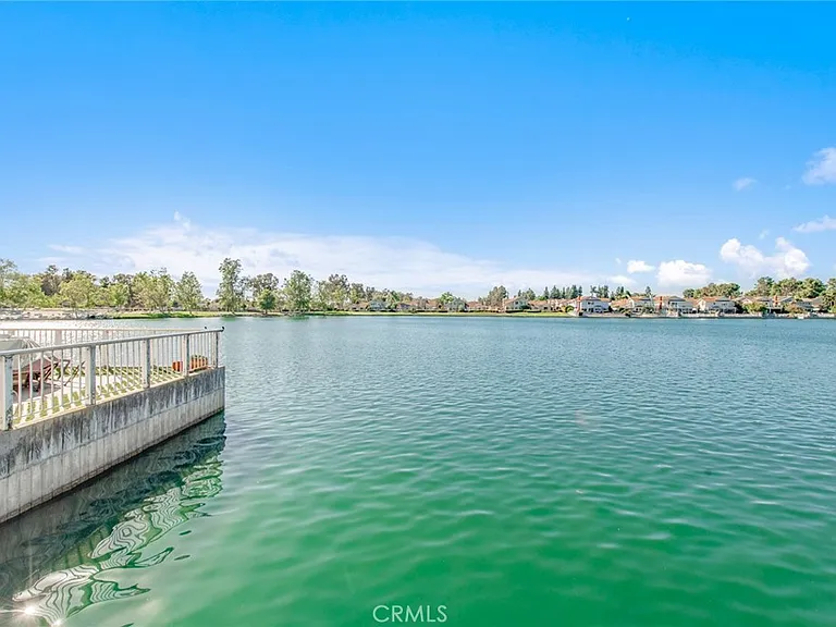 76 Fairlake #23 — Photo 39