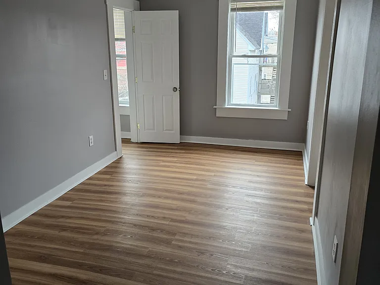 315 Cedar St #6 — Photo 11