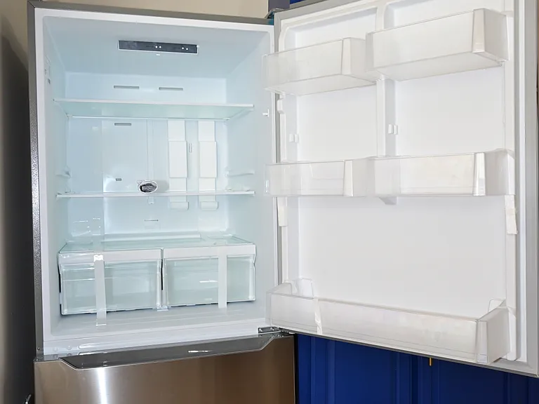 BRAND NEW REFRIGERATOR