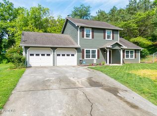 833 Wood Harbour Rd, Knoxville, TN 37934