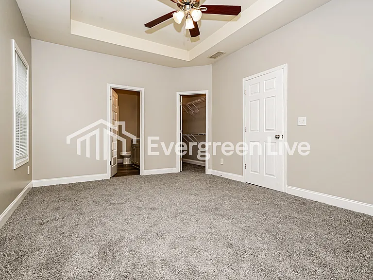 780 Freeman Dr — Photo 7