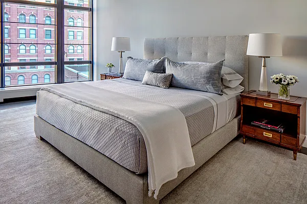 Sold by Compass | media 20