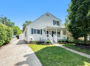 2324 Riverside Dr NE, Grand Rapids, MI 49505
