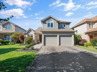 35 Agincourt Cres, Saint Catharines, ON L2S4B4