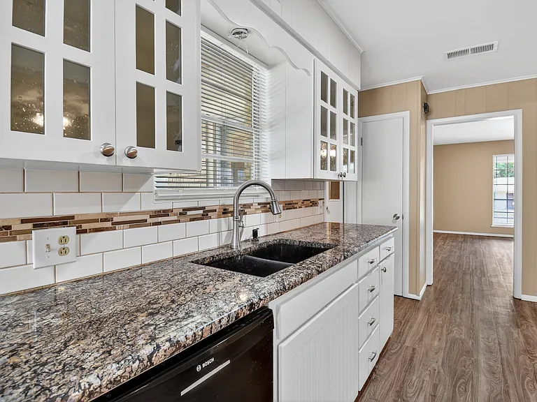 1 Tanglewood Ct — Photo 17