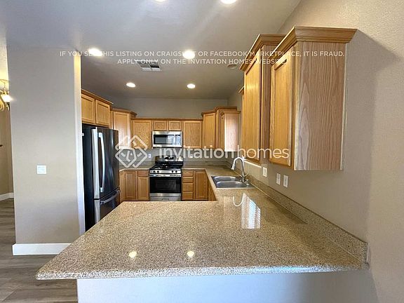 3rd image of 6946 Majestic Palm Dr
