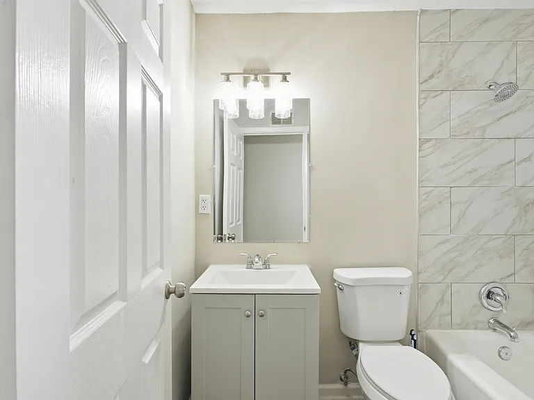 12433 Deerfield Rd — Photo 34
