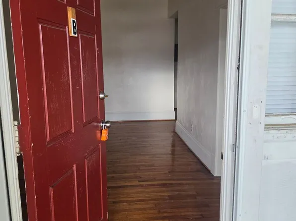 13th Street SW, 608, 608 13th St SW APT B, Roanoke, VA 24016