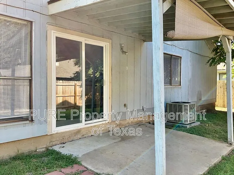 2105 Balsam Way — Photo 21