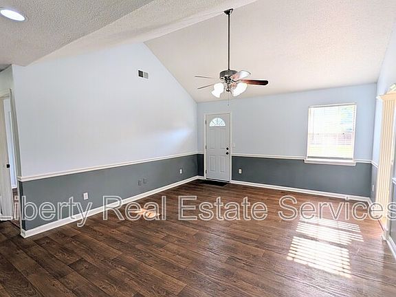 2nd image of 1801 Dunlevie Rd