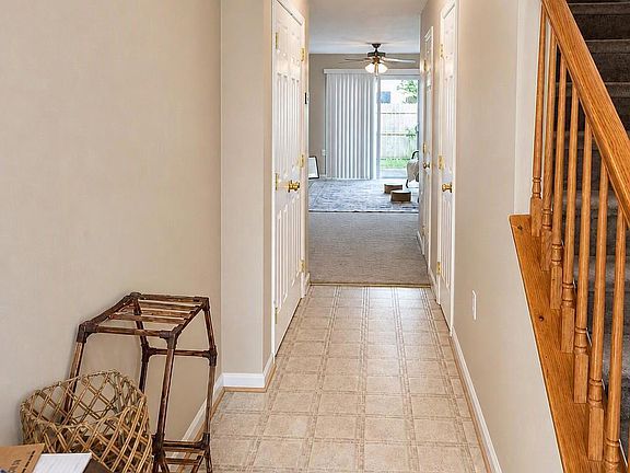 5th image of 39 Sophie Ln