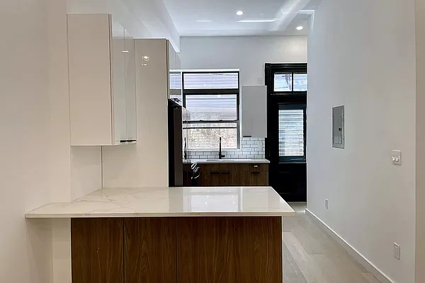 Rented by REAL New York | media 1