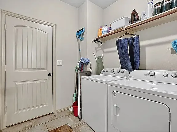 1606 San Francisco Ave — Photo 27