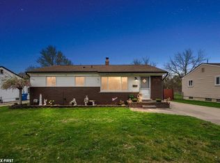4700 Berwyn Dr, Warren, MI