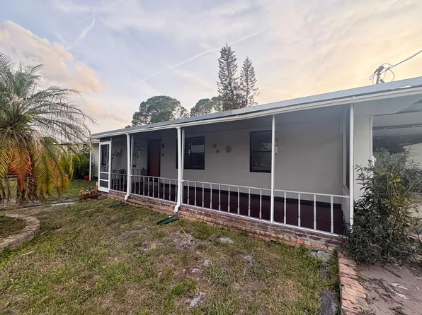 5109 Marc Dr, Tampa, FL 33619