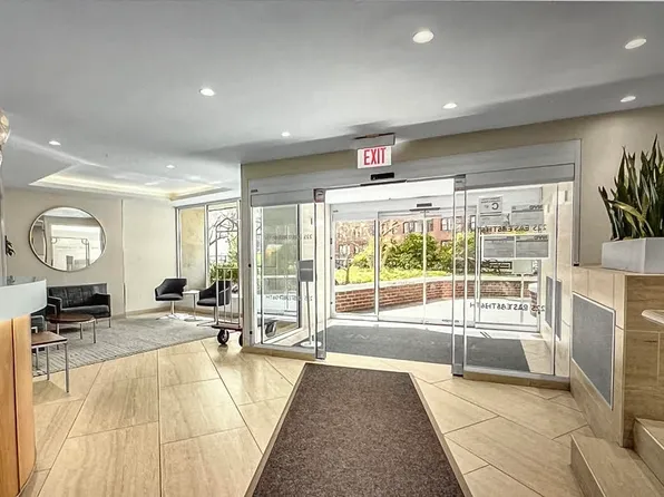 225 East 36th Street image 6 of 8