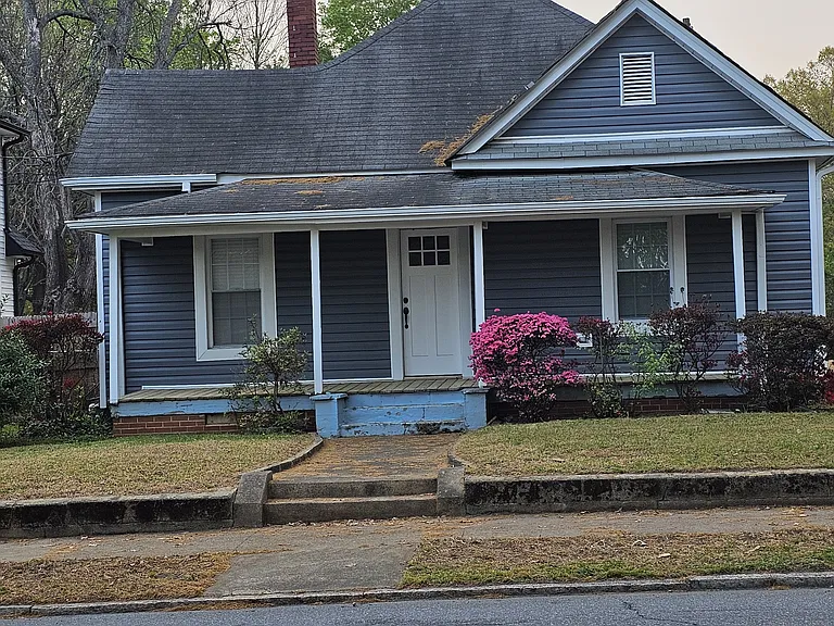1105 S Josephine Boyd St — Photo 1