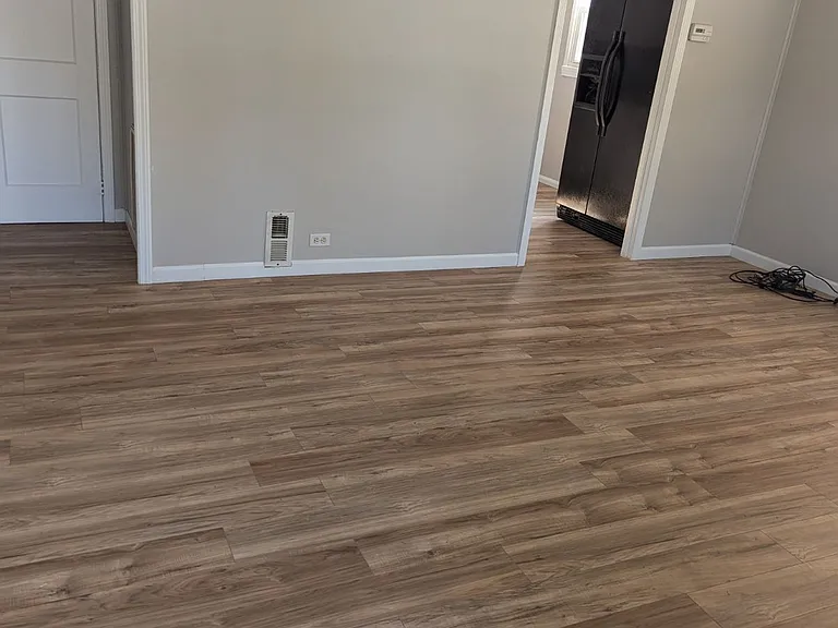 1716 Madison St — Photo 4