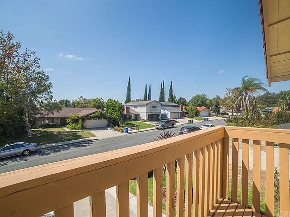 3rd image of 2218 Summerpark Ct