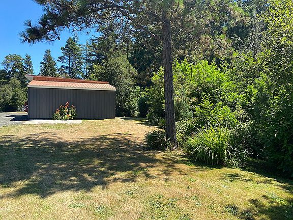 4th image of 69201 Sandbug Ln