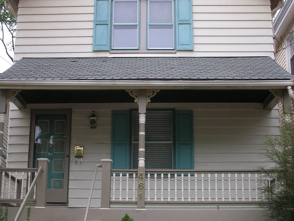 1st image of 461 Stanley Ave