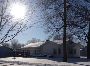 417 W 9th St, Rochester, IN 46975