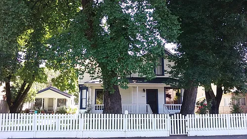 1535 SE Mill St Photo 1