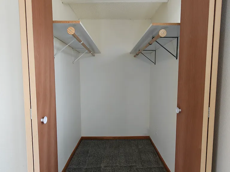 2212 Bartlett Ave — Photo 15