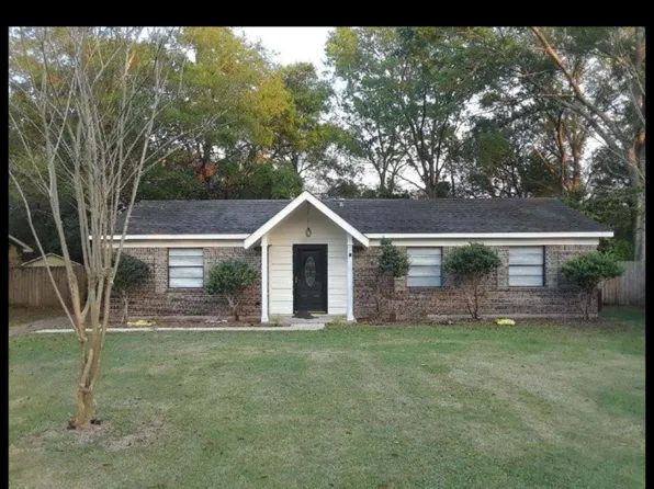 5743 Pheasant Ct, Theodore, AL 36582