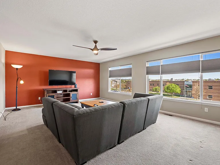 4577 Maroon Cir — Photo 38
