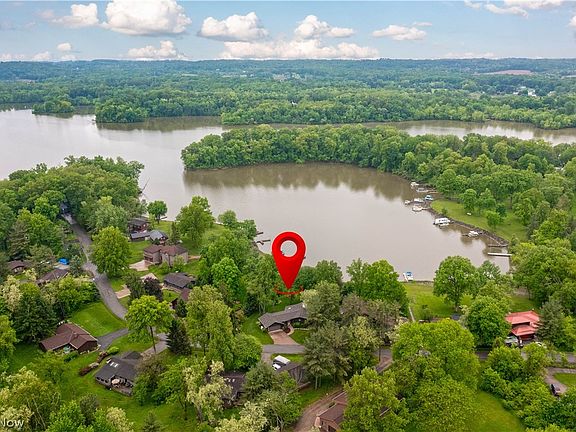 2nd image of 957 Pike Dr