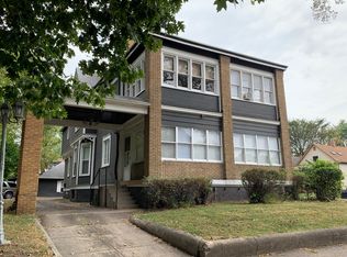 900 Maple Ave #C, Terre Haute, IN 47804