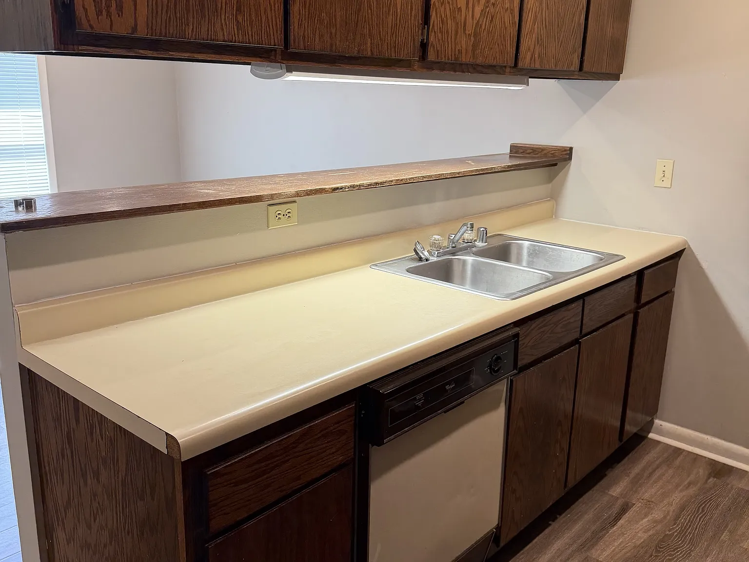 1308 Warner Avenue A - A-1 — Photo 4