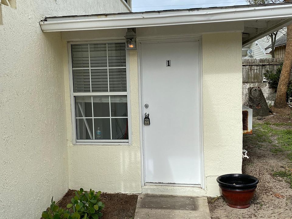 2nd image of 511 Braddock Ave #1