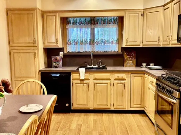 620 Rosario Ct #1, Saddle Brook, NJ 07663