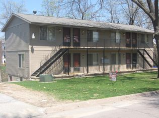 832 Oakcrest St #5, Iowa City, IA 52246